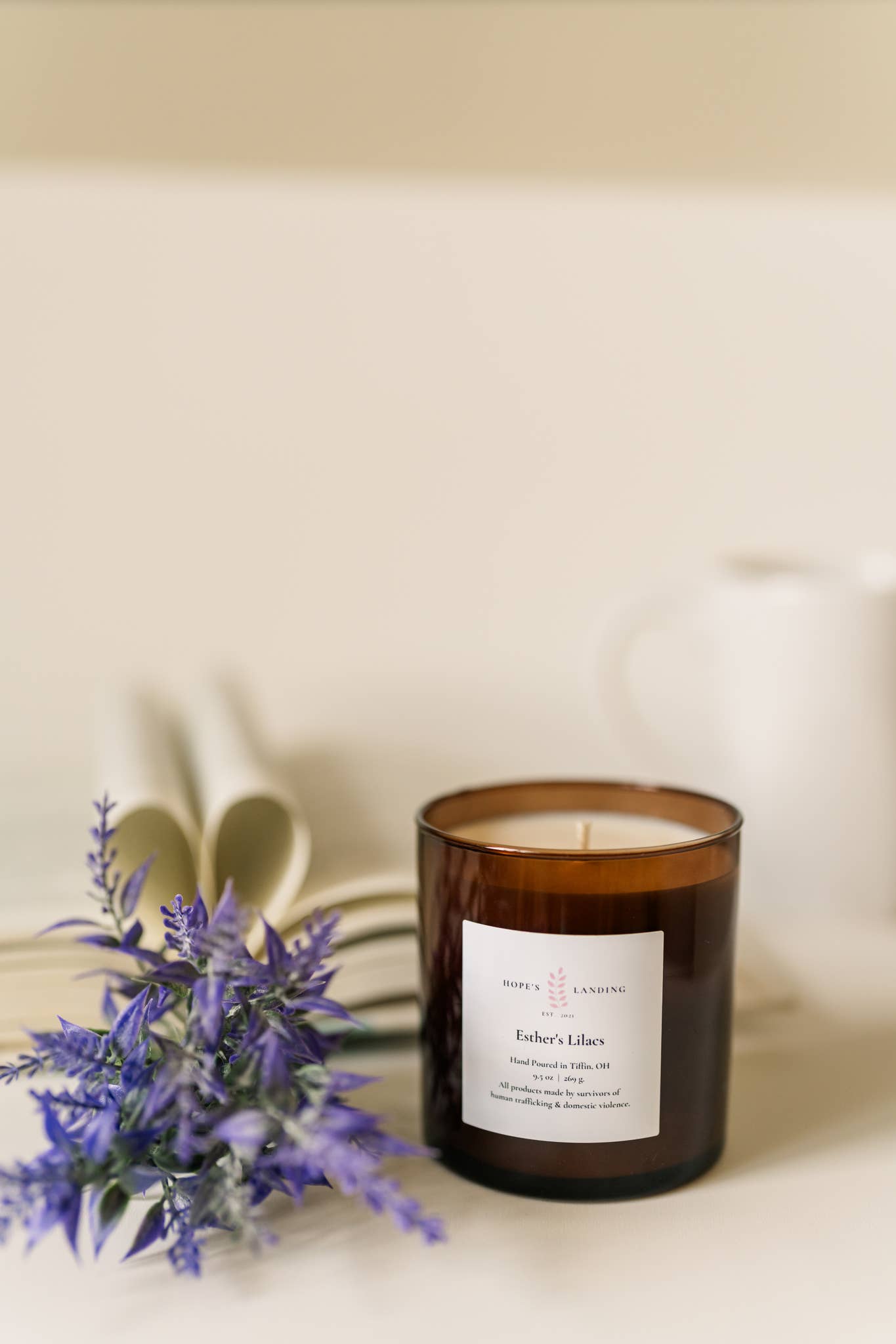 Esther's Lilacs Candle: 9.5oz